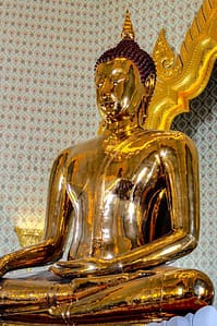 Golden Buddhas. 