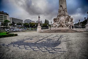 Marquês de Pombal y Avenida de la Libertad, Lisbon Portugal