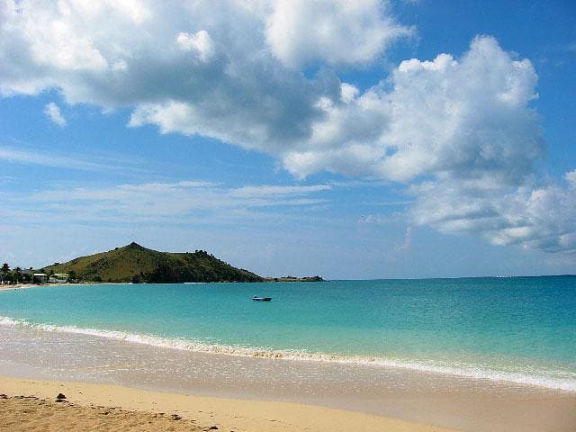 Jamaica: Land of sun, fun and Cohibas.