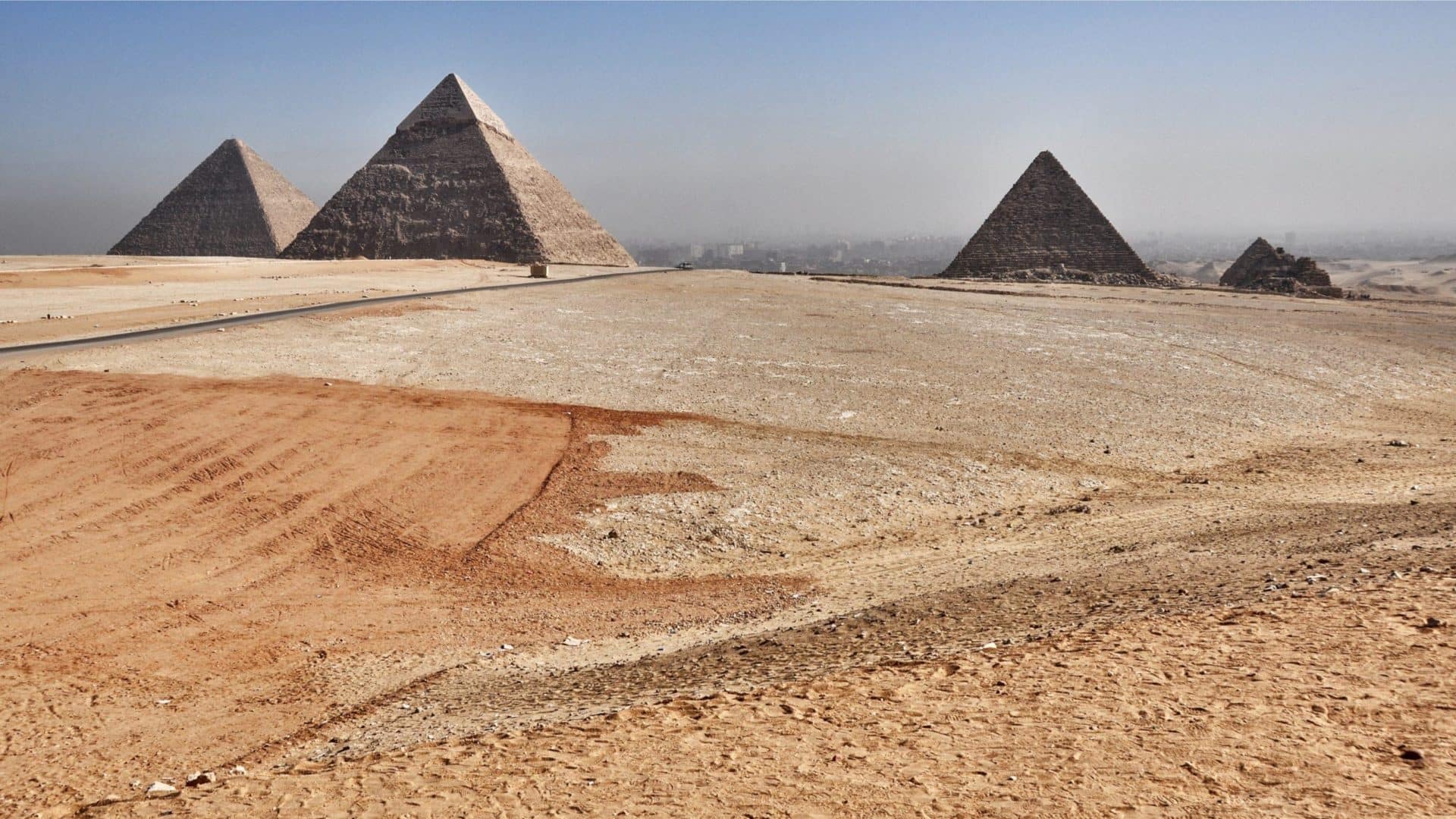 Egypt Africa: The world’s most ancient civilization (and it has the dust to prove it).