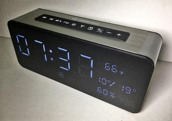 AlarmClockRadio_9999.JPEG AlarmClockRadio 9999